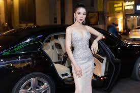 Jun 14, 2021 · nathan lee bênh vực lệ quyên. Lá»‡ Quyen Lá»™ áº£nh Tinh Tá»© Ben Phi Cong Tráº» Kem 12 Tuá»•i