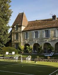 A Restored 1608 Hotel Particulier In Senlis France French Country House Houses In France Senlis