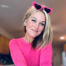 Denise Hahn-Newsome (@DeniseHHahn)