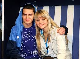 Natascha ochsenknecht kommentierte das foto ihres sohnes: Jimi Blue Y Sarah Kim Gries Photos Facebook