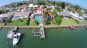 Waterfront Home For Sale On Vina Del Mar Island St Pete Beach Fl Address Is 250 N Julia Circle Vina Del Mar Waterfront Homes For Sale Drone Photos