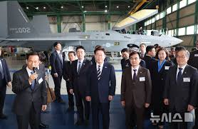 KF-21 보라매 양산 2호기, 5호기 ~ : 클리앙