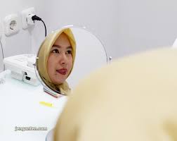 Naavagreen klinik perawatan wajah dan kulit mengutamakan pelayanan yang cepat, tepat dan profesional untuk mengatasi masalah komedo, jerawat, kusam, flek, kulit sensitif, keriput, penuaan. Treatment Ipl Di Nmw Skincare Untuk Mencerahkan Kulit Dan Mengecilkan Pori Pori Land Of Jenganten