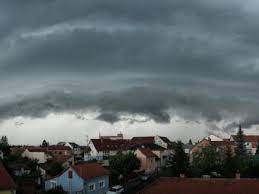 Vízosztás és párakapu nem fér bele a baloldaliságba. Szupercella Csapott Le Vas Megyeben