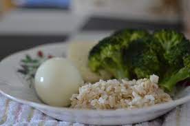 Telur juga mengandung antioksidan yang membantu anda menghilangkan racun, menghilangkan stres dan inflamasi dalam tubuh anda. Nasi Merah Untuk Diet My Cuisine