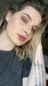 “If you wear makeup watch”#tiktokreviews #makeup #comments #MySkinandME  #hacks