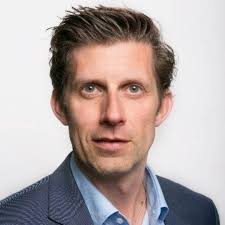 68 Top HR Experts To Learn From In 2025