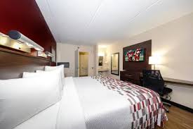 This motel is 1.8 mi (2.8 km) from seminole hard rock casino tampa and 6.7 mi (10.8 km) from busch. Red Roof Inn Tampa Brandon Fl 400 Reviews Price From 58 Planet Of Hotels