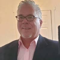 Delon Garbett's Instagram, Twitter & Facebook