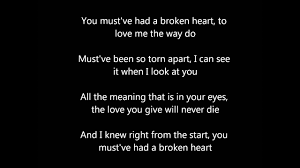 Westlife 03 why do i love you in the round 2002 forum denmark mpeg. You Must Have Had A Broken Heart Paroles Westlife Greatsong