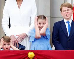 The Royal Family's 10 Sweetest Balcony Moments at Trooping the Colour