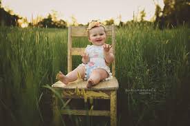 6 Month Session Outdoors Milestone Grow With Me Summertime Summer Outdoor Session Photograph Outdoor Baby Pictures Outdoor Baby Photography Outdoor Baby Photos