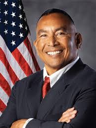 Louis Shapiro's Instagram, Twitter & Facebook