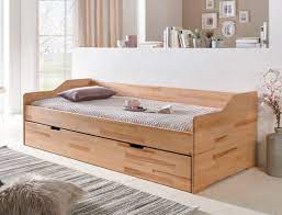 Bett mit gästebett, holz, kiefer, lackiert, massiv, liegefläche 90 x 200 cm, höhe 63 cm, breite 96 cm, länge 204 cm, 34 kg, zwei liegeflächen 10 angebote ab 186,00 € Jugendbett Leyla 90x200 Kernbuche Geolt Kojenbett Singlebett Gastebett Kaufen Bei Vbbv Gmbh Co Kg