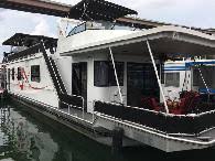 Super 80 houseboats 16′ wide x 80′ long, 6 bedrooms with vanity, 2 bathrooms with shower, full kitchen, television with dvd, flybridge with canopy, sleeps 12 people. Houseboat 16 X 50 1977 Stephens Dale Hollow Lake 22900 Allons Tn Boats For Sale Cookeville Tn Shoppok
