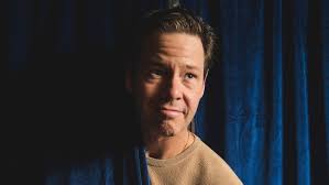 Ike Barinholtz on Acting With Catherine O’Hara, Embodying Elon Musk and Launching a New Podcast (Exclusive)