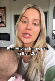 Best Advice for Girls in their 20s: Words of Wisdom