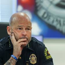 Eddie García, ex jefe de la policía de Dallas, finalista para jefe policial  en Fort Worth