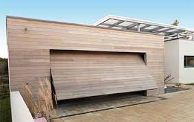 Novoferm Une Porte De Garage Esthetique Exterieur De Garage Porte Garage Design Garage