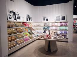 Medha wadhwa director of corporate relations (rotman commerce arts group) & executive of events (rotman commerce toastmasters). Indigo Chapters Sherway Gardens Dream Team Reads