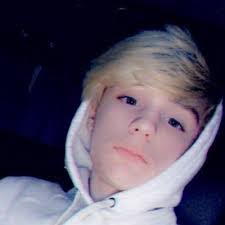 Nick Heidkamp's Instagram, Twitter & Facebook