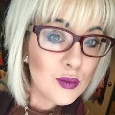 Carla Nesbitt's Instagram, Twitter & Facebook