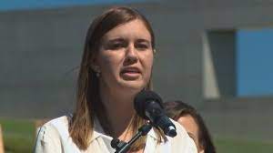 Brittany higgins alleges she was sexually assaulted by a male colleague in the office of federal liberal minister linda reynolds after a night out in 2019. Kj3zc7pl5xuczm