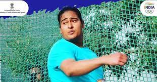 Kamalpreet kaur improved her own national recor. Nobkcvttitealm