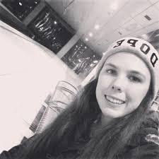 Darcie Savage's Instagram, Twitter & Facebook