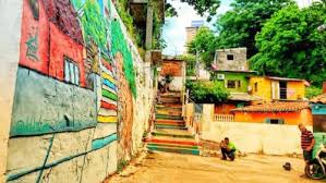 En pleno corazón del viejo asunción, frente a la bahía que forma el río paraguay, se. Estudiantes De La Uc Organizaron Un Recorrido Turistico En El Barrio De La Chacarita Uc
