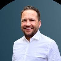 Gary Maynor's Instagram, Twitter & Facebook