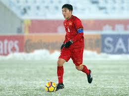 Trong trò chơi trả lời câu hỏi nhanh, xuân trường nói rằng anh thích mặc trang phục màu đen vì cho rằng nó khiến anh đẹp trai. Hlv Park Hang Seo Tuyá»ƒn Quan Dá»± Aff Cup Co Æ°u Ai Xuan TrÆ°á»ng