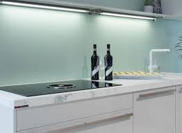 Leicht Kuchen Sirius Mit Keramik Arbeitsplatte Und Bora Basic Dunstabzug Keramik Arbeitsplatte Musterkuchen Interieur