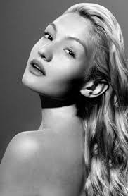 Sierra Reed's Instagram, Twitter & Facebook