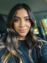 Kelli Foley's Instagram, Twitter & Facebook