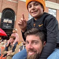 Jason Branam's Instagram, Twitter & Facebook