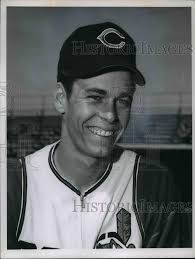 1964 Press Photo Vern Fuller