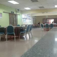 Berdekatan dengan kedai runcit, kedai makan (kopitiam), kedai runcit, surau, hotel, padang bola sepak, hotel, parking lot ( boleh. Photos At Bilik Seminar Kolej Mawar Uitm Shah Alam
