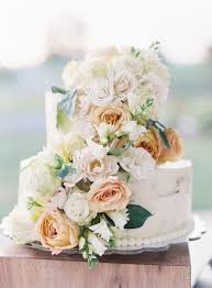You may order only contours of the blooms to make them subtle or just stick to lighter and softer colors. 85 Of The Prettiest Floral Wedding Cakes Tiered Wedding Cake Wedding Cake Fresh Flowers Floral Wedding Cakes