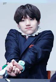 Résultat de recherche d'images pour "suga cute"