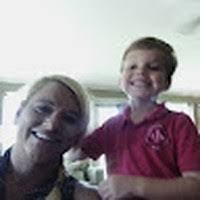 Deanna Thibodeaux's Instagram, Twitter & Facebook