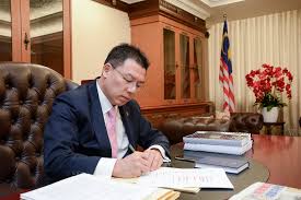 We did not find results for: Nga Kor Ming Roketkini Com