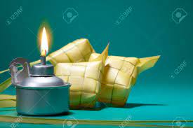 Tuliskan perbedaan persegi dan belah ketupat! Ketupat And The Pelita For Raya Stock Photo Picture And Royalty Free Image Image 117718417
