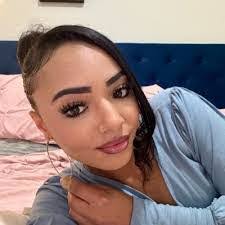 Renisha Thomas's Instagram, Twitter & Facebook