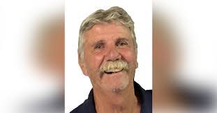 Roger Hein's Instagram, Twitter & Facebook