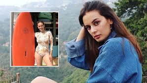 Evelyn sharma is a popular or famous indian actress and also a pretty model. Evelyn Sharma Is Surfing Her Way Through 2021 In A Smoking Hot Swimsuit Bollywood Bubble