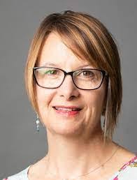 Kathryn Mcpherson's Instagram, Twitter & Facebook