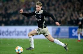 Frenkie de jong prefers to play with right foot. Barcelona Frenkie De Jong Has Chance To Bolster Reputation By Helping Knock Out Real Madrid