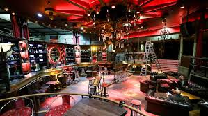 Jun 14, 2021 jun 14, 2021 by dailymotion. Coronavirus Dans Les Clubs L Interminable Lendemain De Veille Le Soir Plus