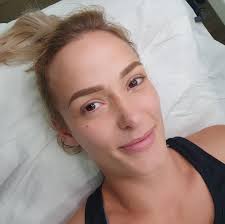 Before and after powder brows- (covering old semipermanent makeup by  another artist) #powderbrows #semipermanentmakeup #brows @ Charlie Rose  Peplow Artistry